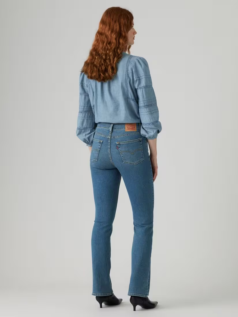 Levi's 725 High Rise Bootcut Jeans