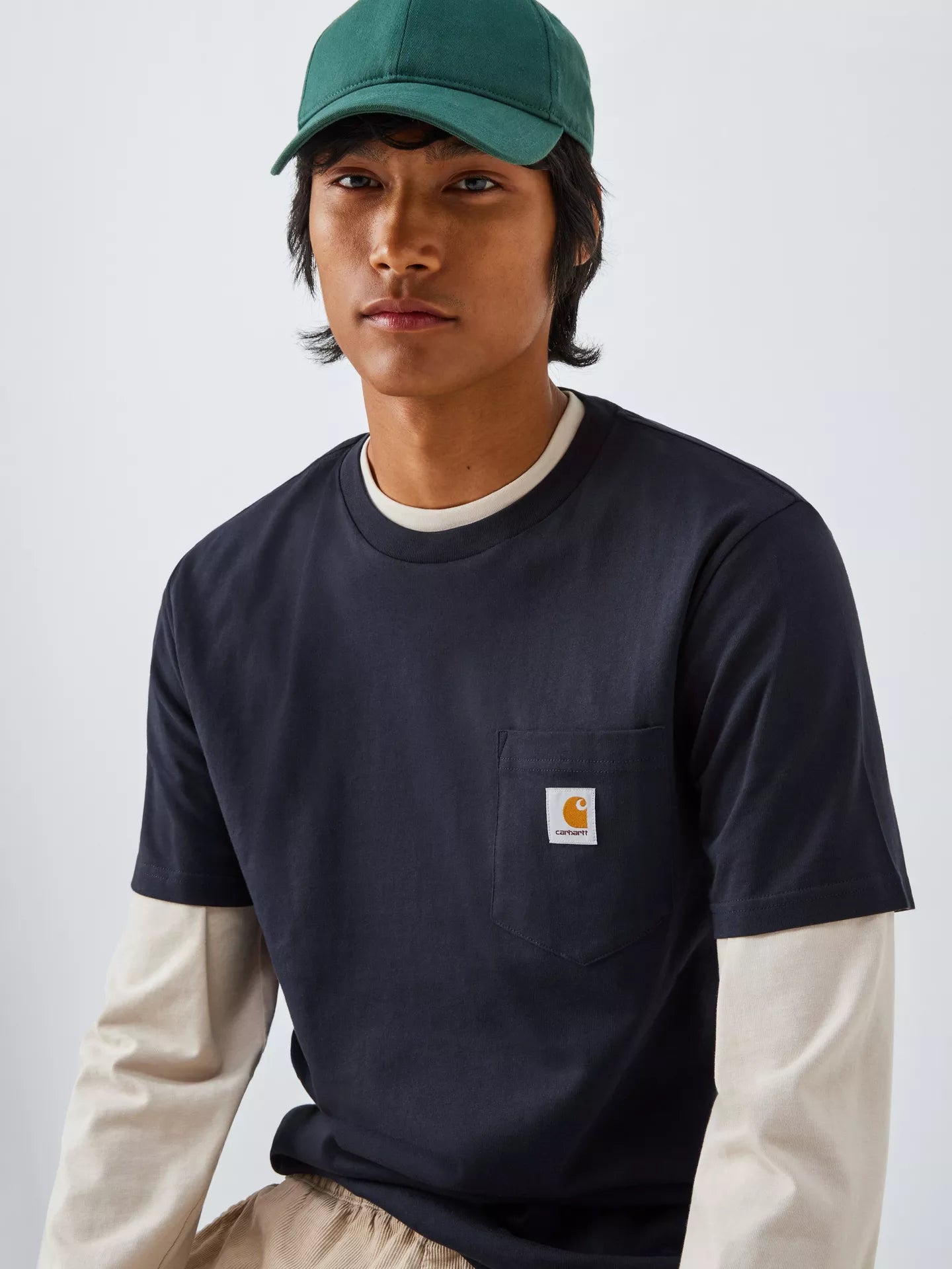 Carhartt WIP Short Sleeve Pocket T-Shirt (Dark Navy)