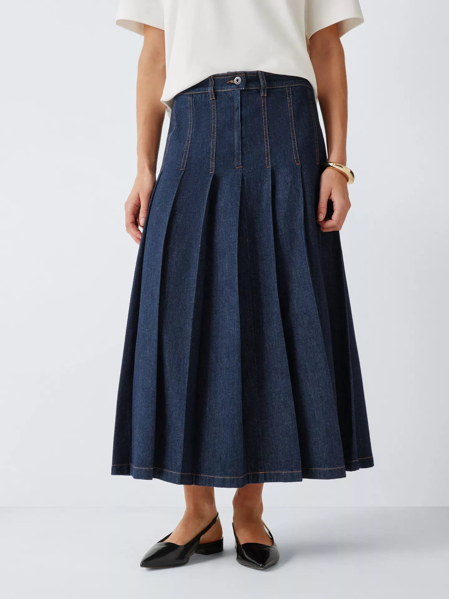 Weekend MaxMara Ovale Pleated Denim Skirt