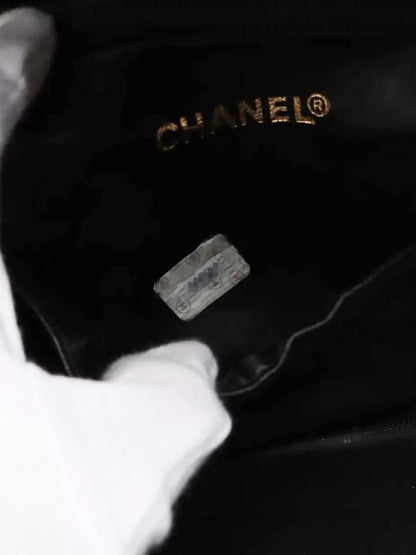 Pre-loved CHANEL Vintage 1996 Vanity Bag